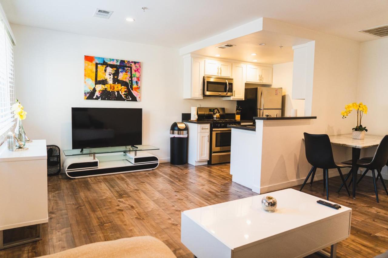 Cozy Koreatown 1 Bedroom Modern Furnished Free Parking Appartement